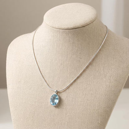 Oval Aquamarine Silver Necklace