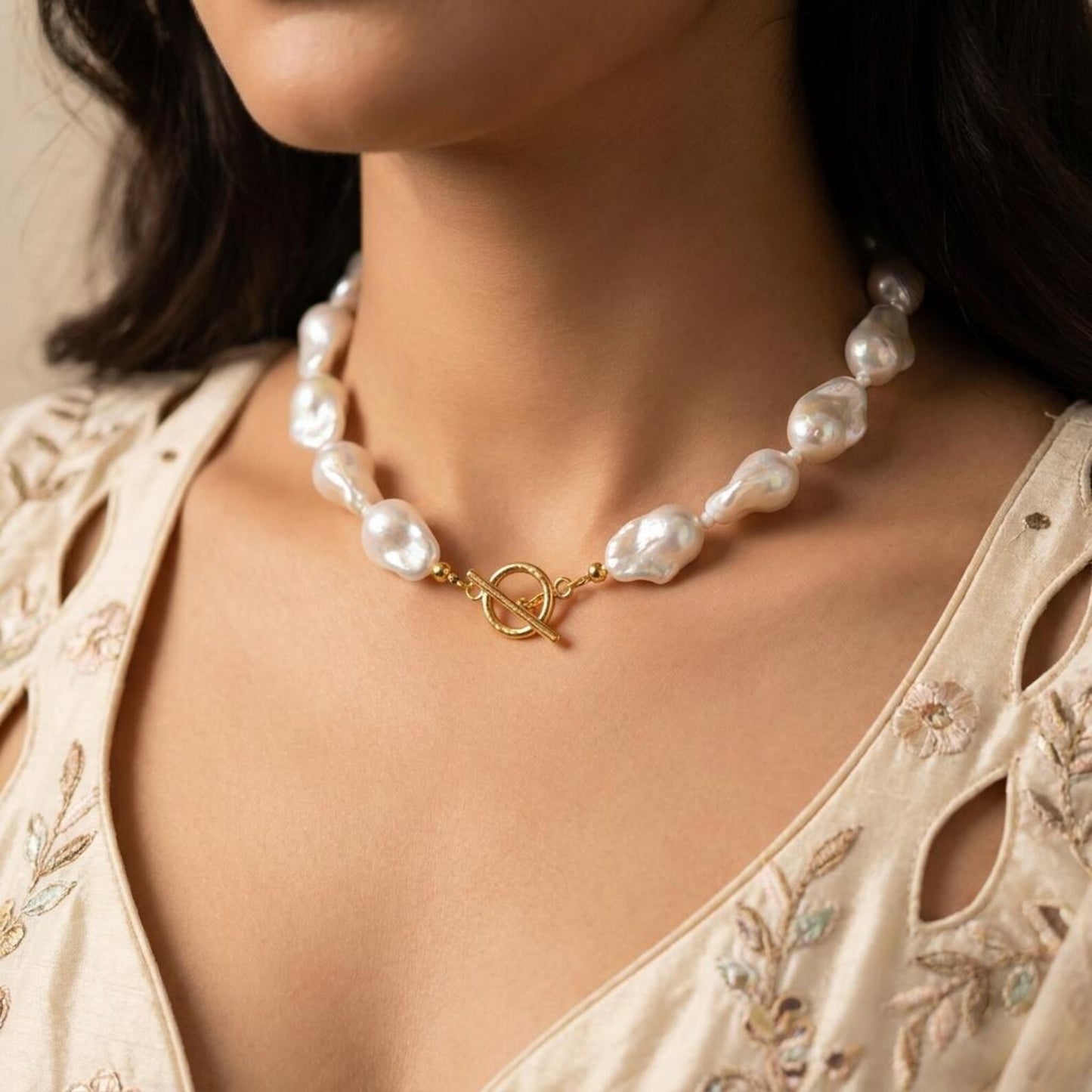 Baroque Pearl Toggle Necklace