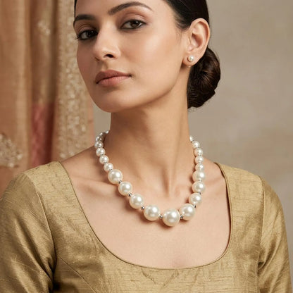 Graduated Chunky Pearl Necklace